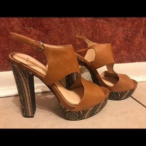 Jessica Simpson heels - like new
